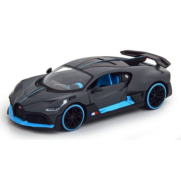 Bugatti Divo Коллекционная модель автомобиля 1:24