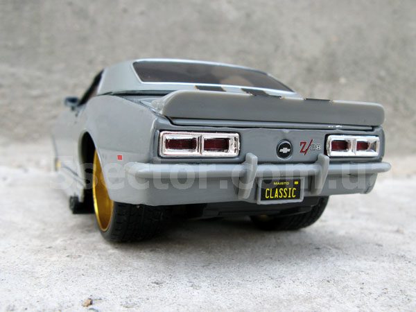 Chevrolet Camaro Z/28 1968 Коллекционная модель 1:24