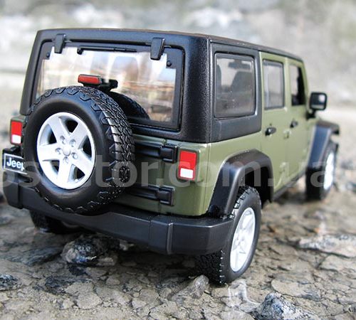 Jeep Wrangler Limited 2015 Коллекционная модель 1:24