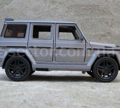 Mercedes-Benz G65 AMG Brabus Коллекционная модель 1:24