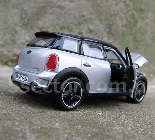 Mini Countryman Коллекционная модель 1:24 Серый