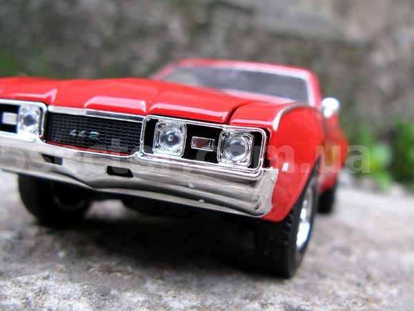 Oldsmobile 442 1968 Коллекционная модель 1:24