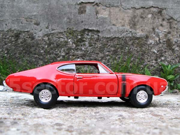 Oldsmobile 442 1968 Коллекционная модель 1:24