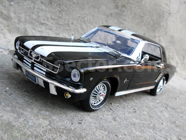 1964 1/2 Ford Mustang Hardtop Коллекционная модель 1:18