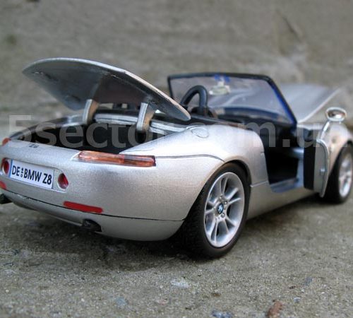 BMW Z8 Модель автомобиля 1:24 Серый