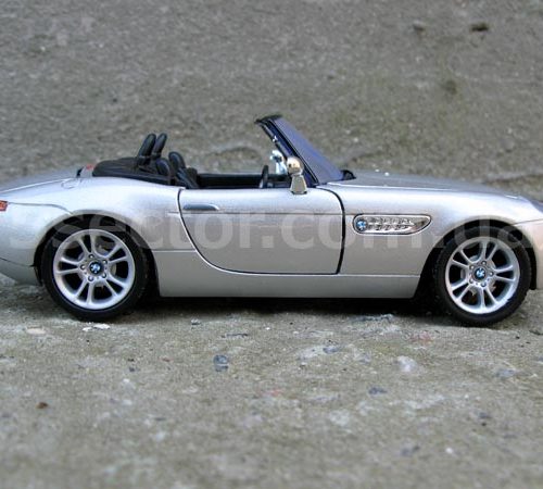 BMW Z8 Модель автомобиля 1:24 Серый