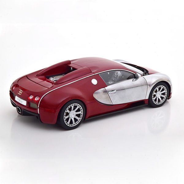 Bugatti Veyron EB 16.4 L'edition Centenaire 2009 Модель 1:18