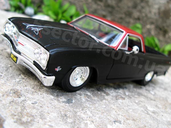 Chevrolet El Camino Коллекционная модель 1:24