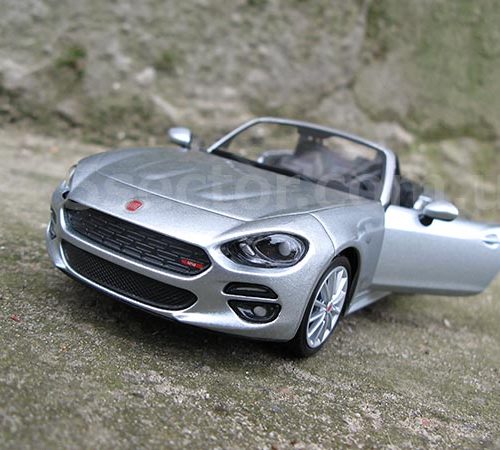 Fiat 124 Spider 2017 Коллекционная модель 1:24