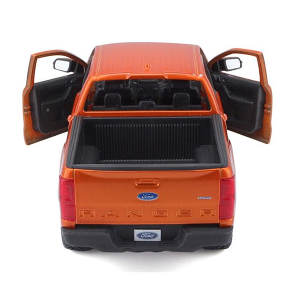 Ford Ranger 2019 Коллекционная модель 1:24