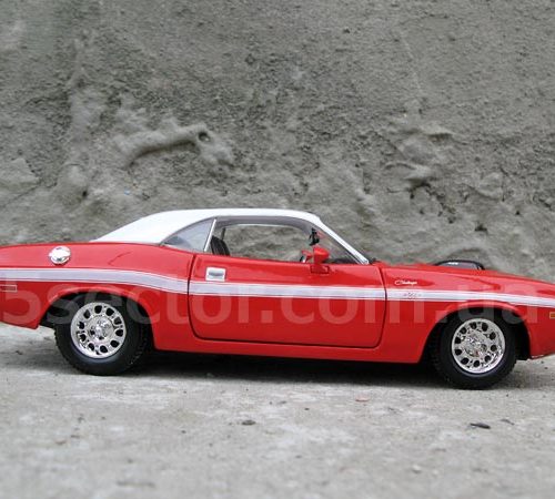 Dodge Challenger R/T 1970 Коллекционная модель 1:24