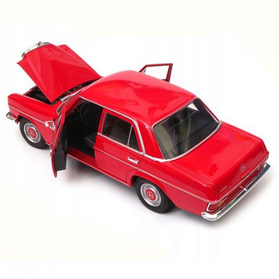 Mercedes-Benz 220 (W115) 1968 Коллекционная модель 1:24