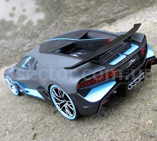 Bugatti Divo Коллекционная модель автомобиля 1:18