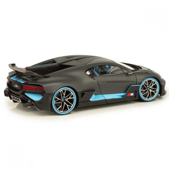 Bugatti Divo Коллекционная модель автомобиля 1:18