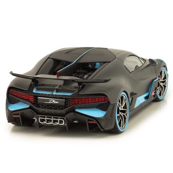 Bugatti Divo Коллекционная модель автомобиля 1:18