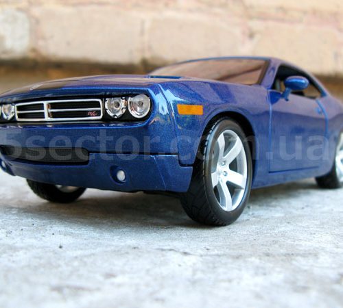 Dodge Challenger Concept 2006 Коллекционная модель 1:18