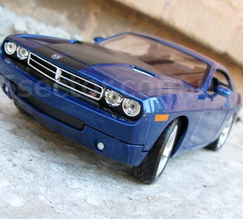 Dodge Challenger Concept 2006 Коллекционная модель 1:18