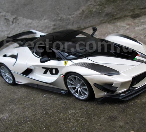 Ferrari FXX-K Evo No.70 2018 Коллекционная модель 1:18