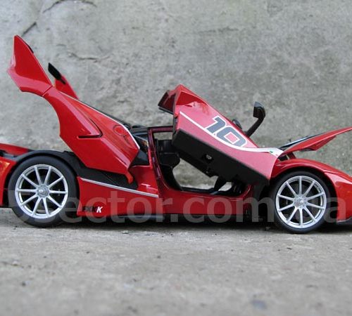 Ferrari FXX-K No.10 2015 Коллекционная модель 1:18