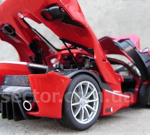 Ferrari FXX-K No.10 2015 Коллекционная модель 1:18