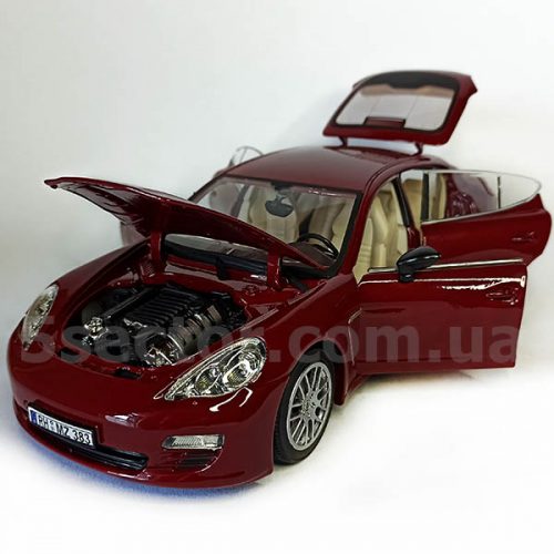 Porsche Panamera Модель 1:18 Красный