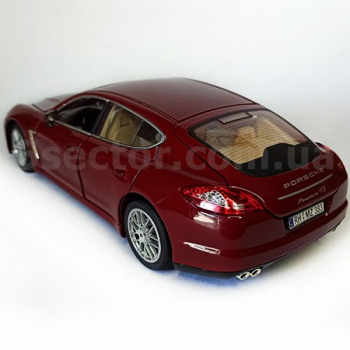 Porsche Panamera Модель 1:18 Красный