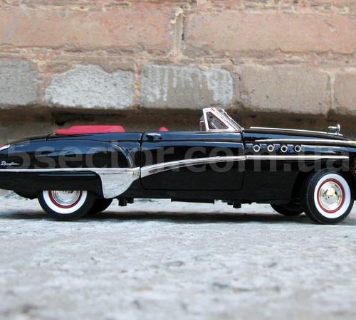 Buick Roadmaster Convertible 1949 Модель 1:18