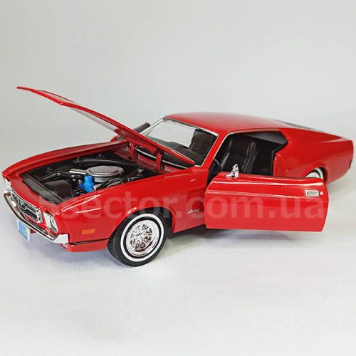 Ford Mustang Sportsroof 1971 Модель 1:24 Красный