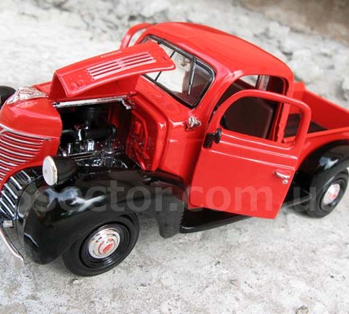 Plymouth Pickup 1941 Коллекционная модель 1:24