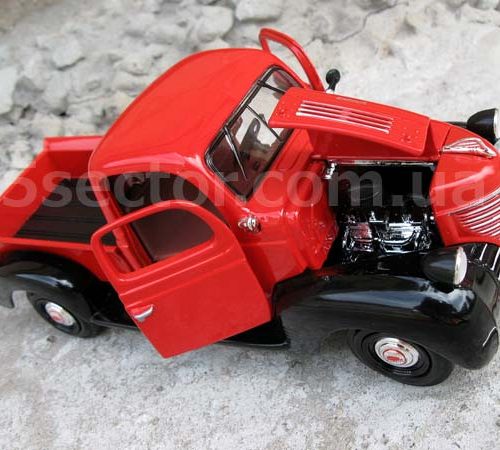 Plymouth Pickup 1941 Коллекционная модель 1:24