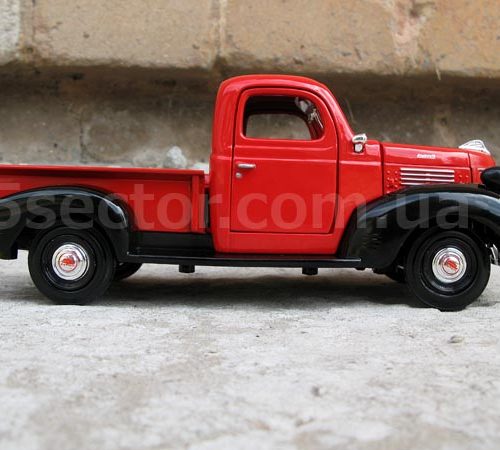 Plymouth Pickup 1941 Коллекционная модель 1:24