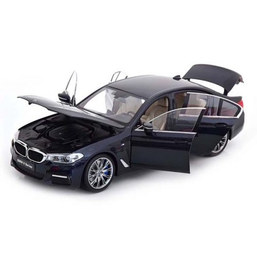 BMW 5 Series (G30) 2017 Коллекционная модель 1:18