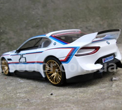 BMW 3.0 CSL Hommage R Коллекционная модель 1:24