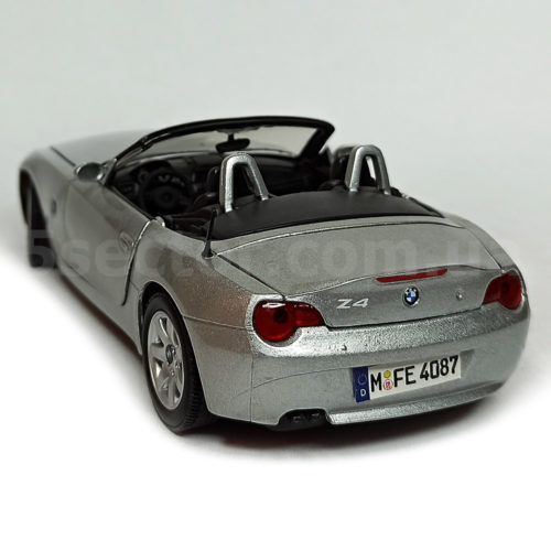 BMW Z4 (E85) 2003 Модель 1:24 Серый