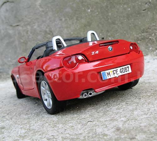 BMW Z4 (E85) 2008 Модель 1:18 Красный