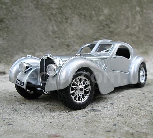 Bugatti Type 57SC Atlantic Коллекционная модель 1:24