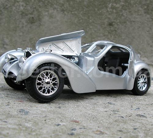 Bugatti Type 57SC Atlantic Коллекционная модель 1:24