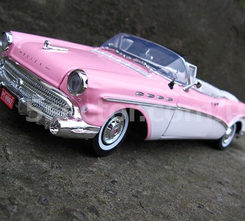 Buick Roadmaster Convertible 1957 Модель 1:18 Розовый