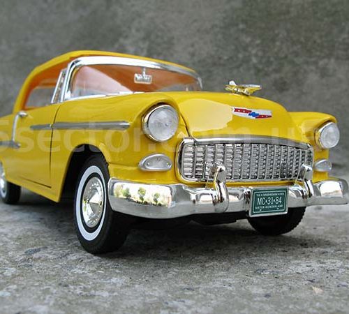 Chevrolet Bel Air convertible 1955 Модель 1:18 Желтый