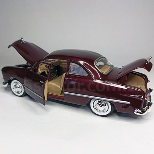 Ford Custom Club Coupe 1949 Модель 1:24 Бордовый