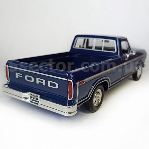 Ford F-150 Custom 1979 Модель 1:24 Синий