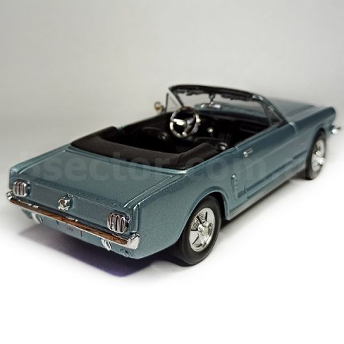 Ford Mustang Convertible 1964 Модель 1:24 Голубой