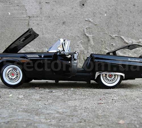 Ford Thunderbird Convertible 1956 Модель 1:18 Черный