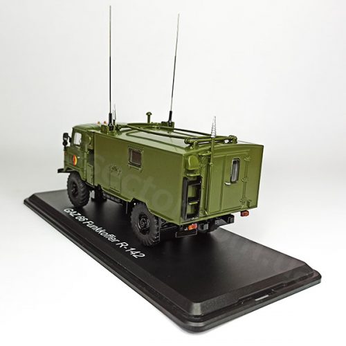 ГАЗ-66 Р-142 NVA Масштабная модель 1:43