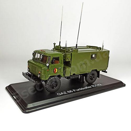 ГАЗ-66 Р-142 NVA Масштабная модель 1:43