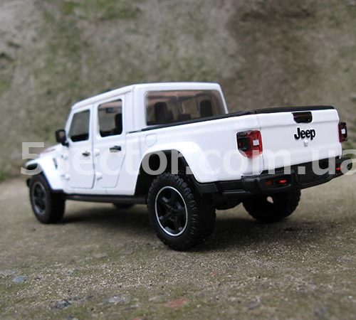 Jeep Gladiator Rubicon Hardtop 2021 Модель 1:24 Белый