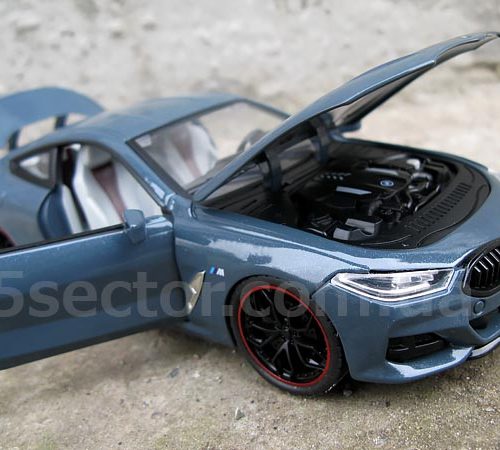 BMW 8 Gran Coupe 840i Модель 1:24 Синий