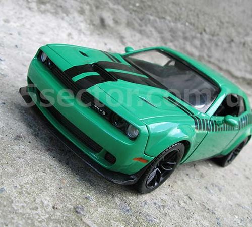 Dodge Challenger SRT Hellcat 2018 Модель 1:24 Зеленый