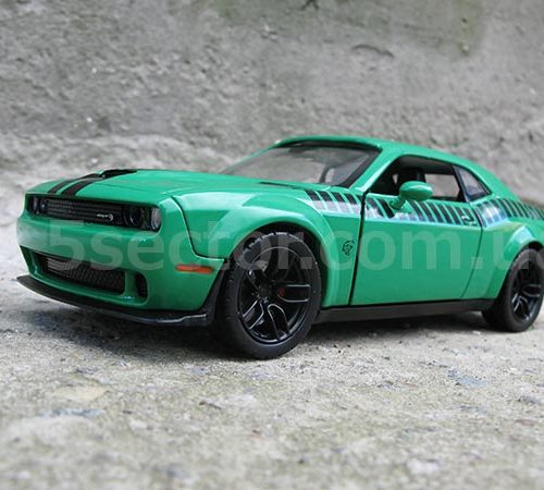 Dodge Challenger SRT Hellcat 2018 Модель 1:24 Зеленый