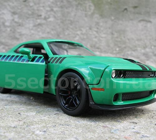 Dodge Challenger SRT Hellcat 2018 Модель 1:24 Зеленый